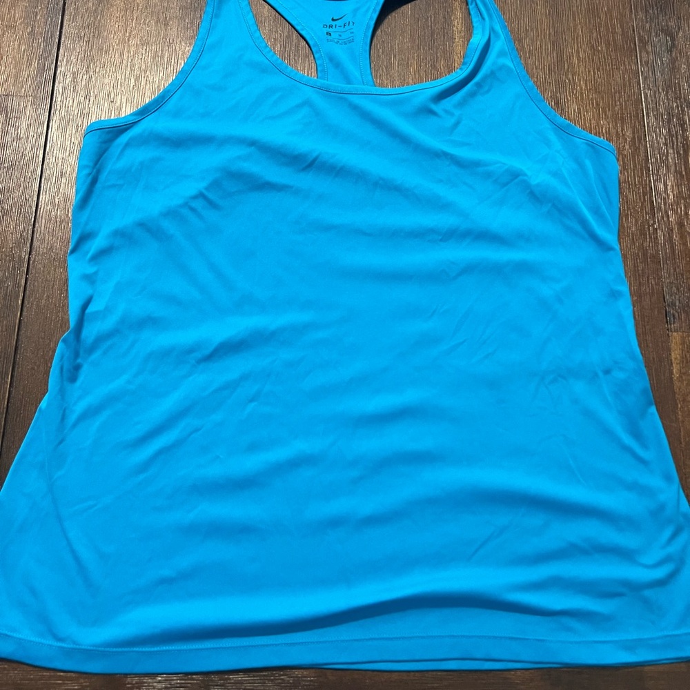 Nike Blue Sleeveless Tank Top for Athletic Wear